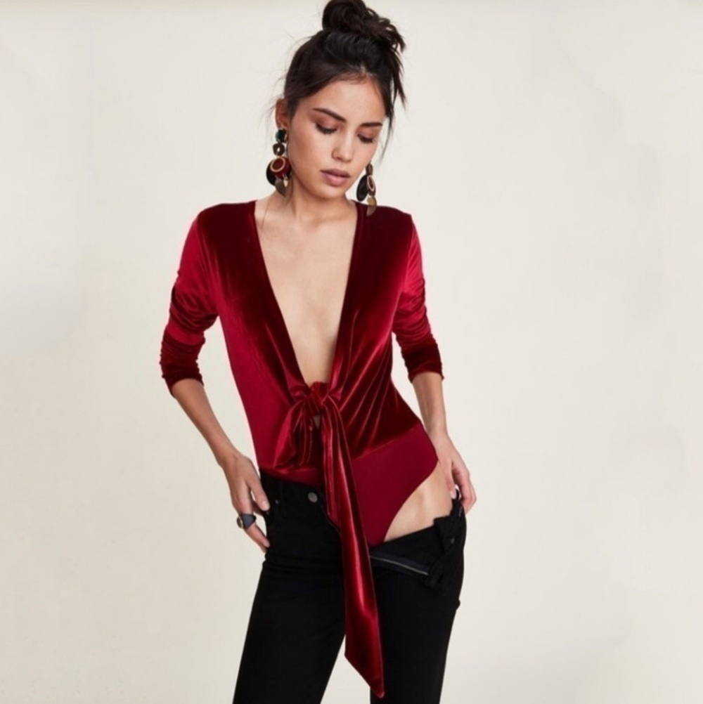 LPA‎ Revolve Velvet Long Sleeve Plunge Neck Bodysuit 44 Merlot Size Sm Christmas